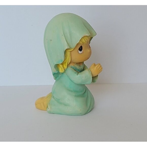 2001 Precious Moments Nativity Scene Mother Mary Miniature Collectible Figurine - Picture 4 of 10